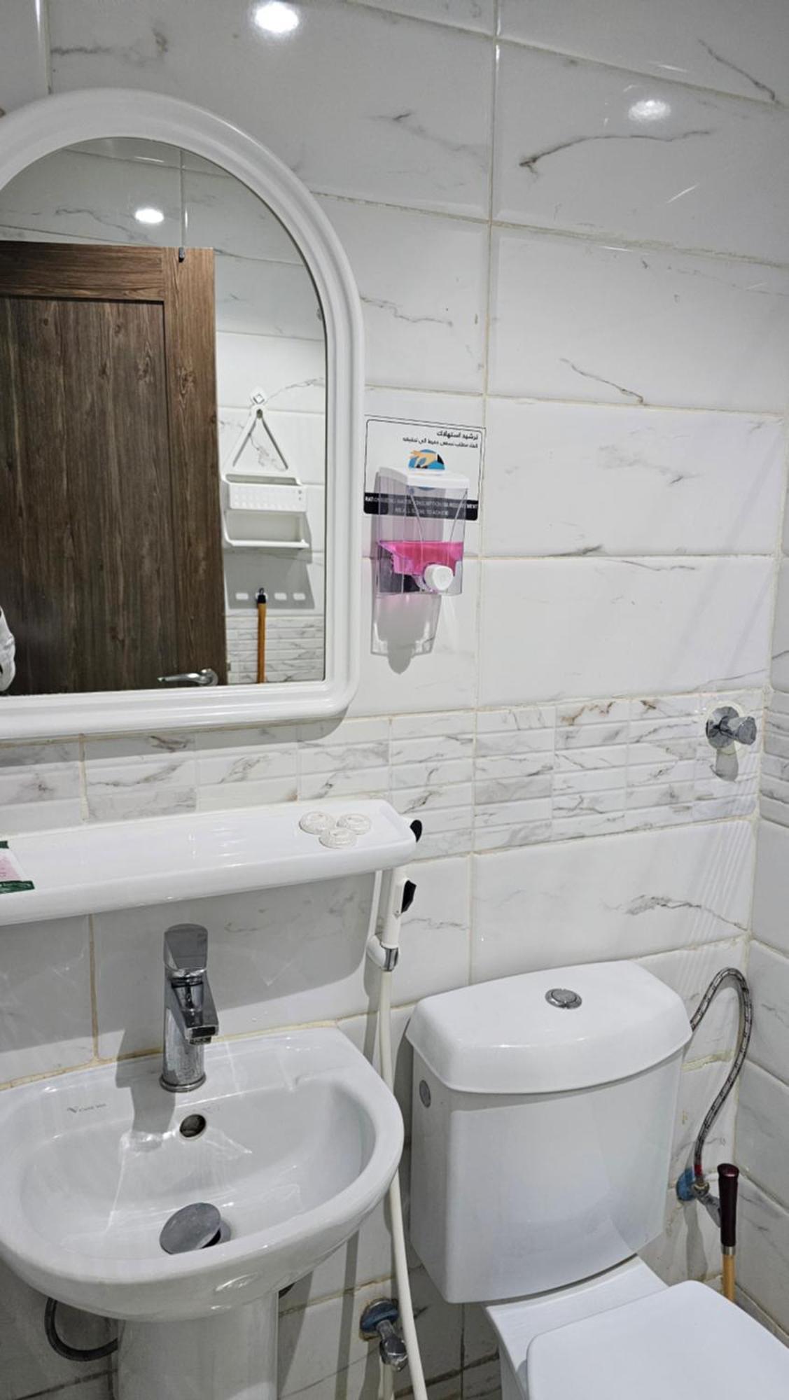 غرف نور الثريا الفاخره Appartement